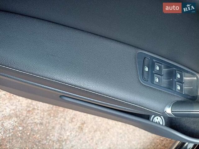 Чорний Фольксваген Гольф, об'ємом двигуна 1.97 л та пробігом 321 тис. км за 13200 $, фото 25 на Automoto.ua