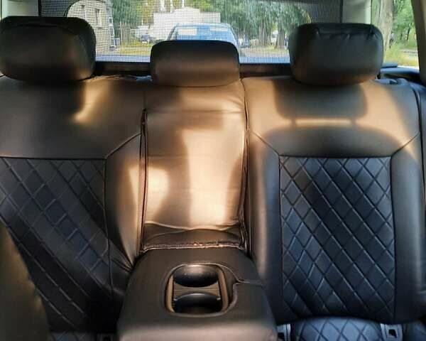 Черный Фольксваген Гольф, объемом двигателя 1.6 л и пробегом 253 тыс. км за 11950 $, фото 9 на Automoto.ua