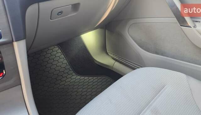 Черный Фольксваген Гольф, объемом двигателя 1.97 л и пробегом 228 тыс. км за 12500 $, фото 21 на Automoto.ua