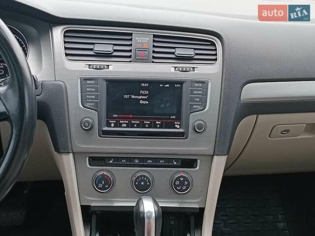 Чорний Фольксваген Гольф, об'ємом двигуна 1.8 л та пробігом 127 тис. км за 12480 $, фото 15 на Automoto.ua