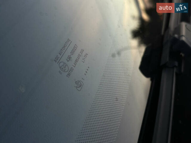 Черный Фольксваген Гольф, объемом двигателя 2 л и пробегом 153 тыс. км за 11800 $, фото 19 на Automoto.ua