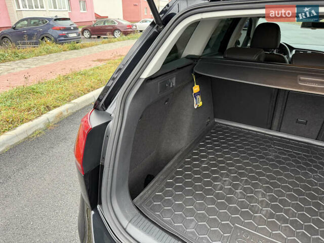 Черный Фольксваген Гольф, объемом двигателя 2 л и пробегом 159 тыс. км за 12999 $, фото 62 на Automoto.ua