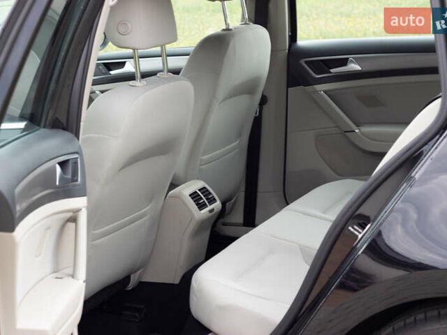 Чорний Фольксваген Гольф, об'ємом двигуна 1.97 л та пробігом 251 тис. км за 12000 $, фото 13 на Automoto.ua