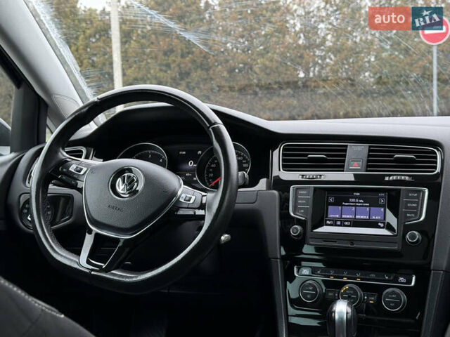 Черный Фольксваген Гольф, объемом двигателя 2 л и пробегом 242 тыс. км за 13290 $, фото 30 на Automoto.ua