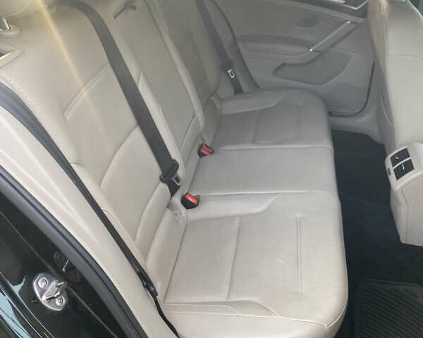 Черный Фольксваген Гольф, объемом двигателя 1.8 л и пробегом 210 тыс. км за 11900 $, фото 10 на Automoto.ua