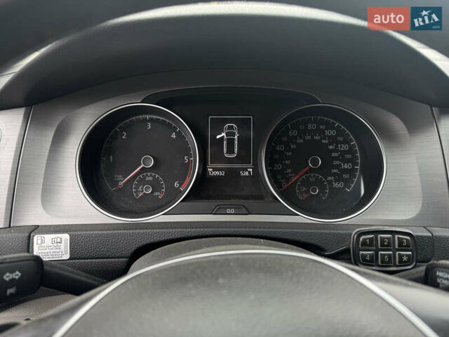 Черный Фольксваген Гольф, объемом двигателя 1.97 л и пробегом 120 тыс. км за 16500 $, фото 7 на Automoto.ua