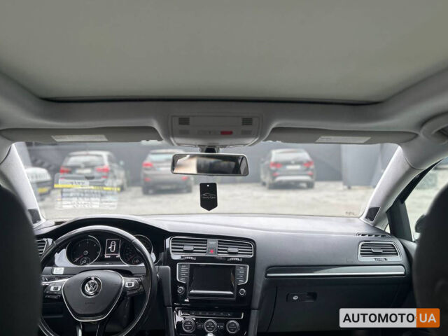 Черный Фольксваген Гольф, объемом двигателя 2 л и пробегом 212 тыс. км за 12200 $, фото 12 на Automoto.ua