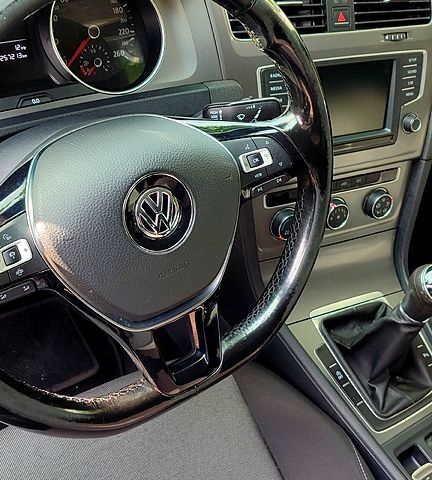 Чорний Фольксваген Гольф, об'ємом двигуна 1.6 л та пробігом 260 тис. км за 10000 $, фото 5 на Automoto.ua