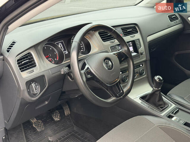 Черный Фольксваген Гольф, объемом двигателя 2 л и пробегом 159 тыс. км за 12999 $, фото 29 на Automoto.ua