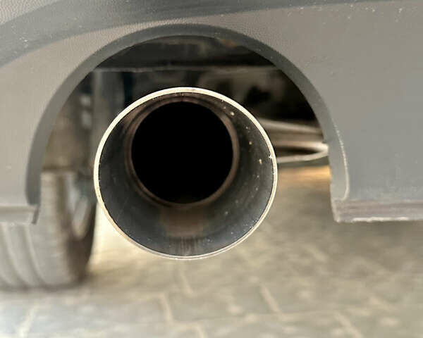 Черный Фольксваген Гольф, объемом двигателя 1.6 л и пробегом 223 тыс. км за 11900 $, фото 50 на Automoto.ua