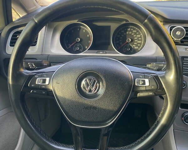 Черный Фольксваген Гольф, объемом двигателя 1.8 л и пробегом 210 тыс. км за 11900 $, фото 19 на Automoto.ua