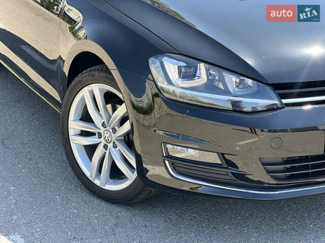 Черный Фольксваген Гольф, объемом двигателя 2 л и пробегом 213 тыс. км за 16999 $, фото 9 на Automoto.ua