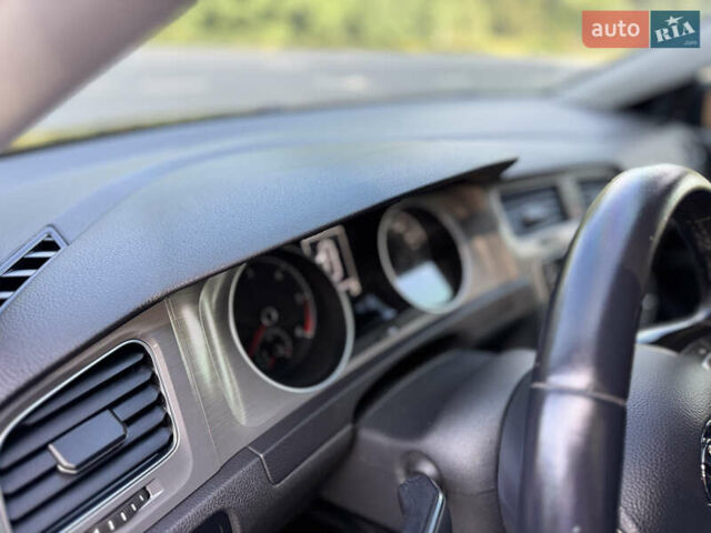 Фольксваген Гольф 2015 в Красилове на Automoto.ua Черный Фольксваген Гольф, объемом двигателя 1.6 л и пробегом 220 тыс. км за 8800 $, фото 53 на Automoto.ua