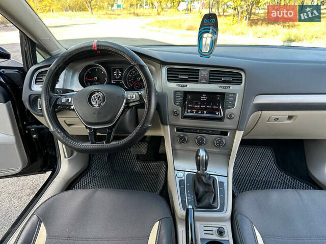 Черный Фольксваген Гольф, объемом двигателя 1.97 л и пробегом 96 тыс. км за 12699 $, фото 17 на Automoto.ua