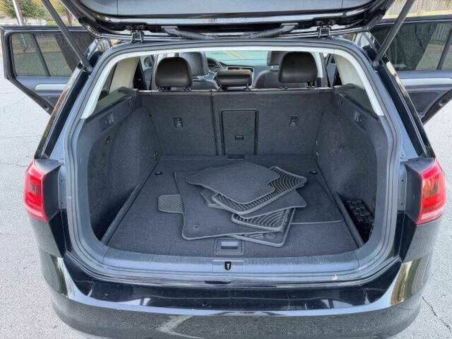 Черный Фольксваген Гольф, объемом двигателя 2 л и пробегом 109 тыс. км за 1600 $, фото 10 на Automoto.ua