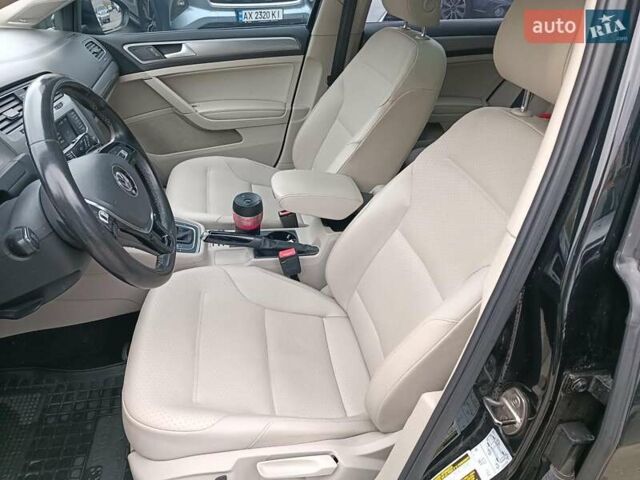 Чорний Фольксваген Гольф, об'ємом двигуна 1.8 л та пробігом 127 тис. км за 12480 $, фото 19 на Automoto.ua