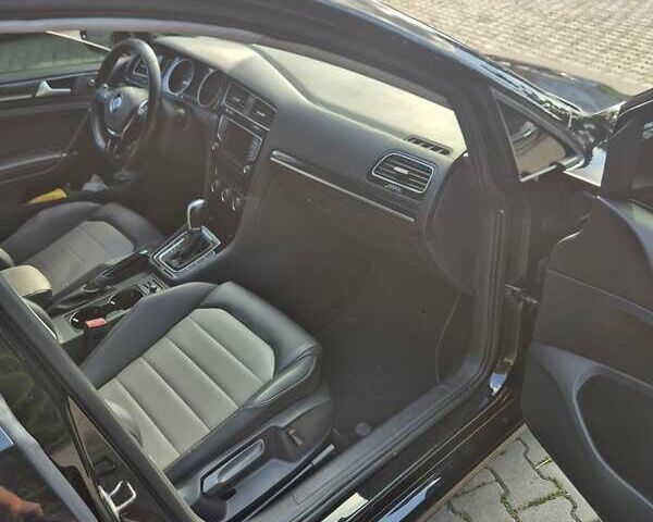 Черный Фольксваген Гольф, объемом двигателя 1.97 л и пробегом 207 тыс. км за 11500 $, фото 17 на Automoto.ua