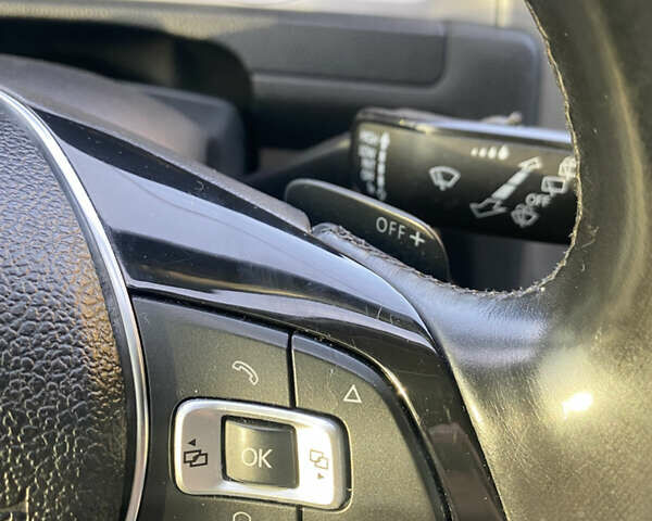 Черный Фольксваген Гольф, объемом двигателя 1.8 л и пробегом 210 тыс. км за 11900 $, фото 20 на Automoto.ua