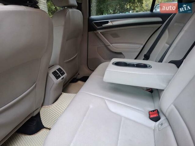 Черный Фольксваген Гольф, объемом двигателя 1.97 л и пробегом 103 тыс. км за 13000 $, фото 11 на Automoto.ua