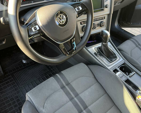 Фольксваген Гольф 2015 у Вінниці на Automoto.ua Чорний Фольксваген Гольф, об'ємом двигуна 1 л та пробігом 146 тис. км за 12500 $, фото 14 на Automoto.ua