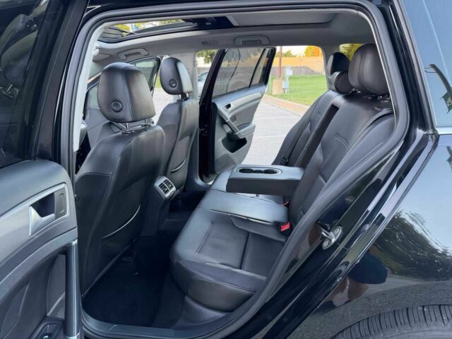 Чорний Фольксваген Гольф, об'ємом двигуна 2 л та пробігом 74 тис. км за 2300 $, фото 12 на Automoto.ua