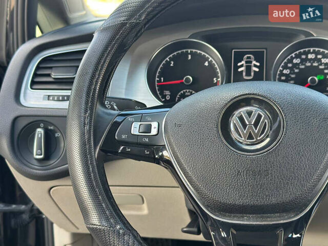 Черный Фольксваген Гольф, объемом двигателя 1.97 л и пробегом 96 тыс. км за 12699 $, фото 20 на Automoto.ua