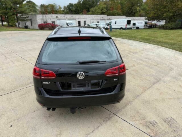 Черный Фольксваген Гольф, объемом двигателя 2 л и пробегом 75 тыс. км за 2400 $, фото 6 на Automoto.ua