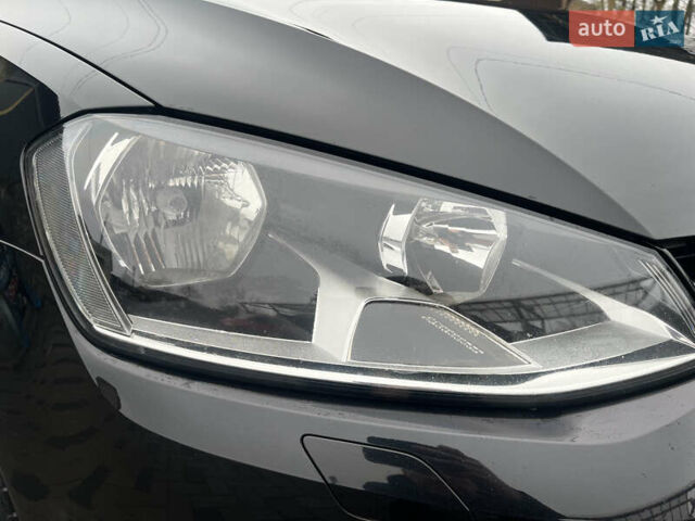 Черный Фольксваген Гольф, объемом двигателя 1.6 л и пробегом 246 тыс. км за 10150 $, фото 10 на Automoto.ua