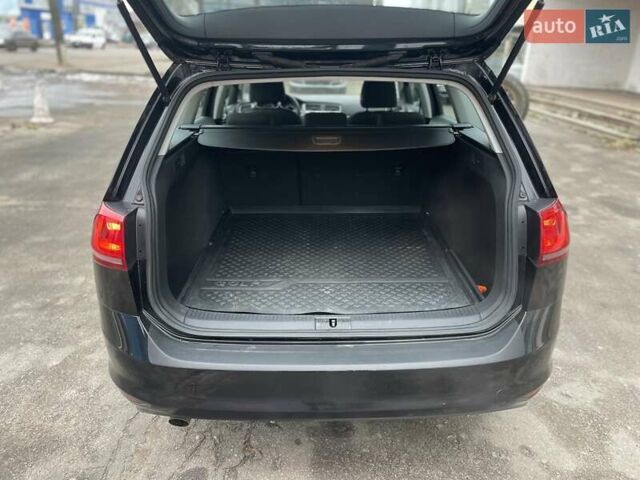 Чорний Фольксваген Гольф, об'ємом двигуна 1.6 л та пробігом 250 тис. км за 9900 $, фото 37 на Automoto.ua