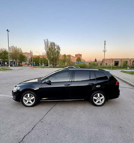 Черный Фольксваген Гольф, объемом двигателя 1.6 л и пробегом 204 тыс. км за 11000 $, фото 4 на Automoto.ua