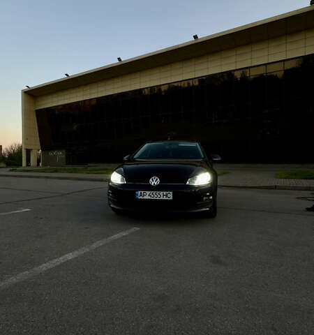 Черный Фольксваген Гольф, объемом двигателя 1.6 л и пробегом 204 тыс. км за 11000 $, фото 2 на Automoto.ua