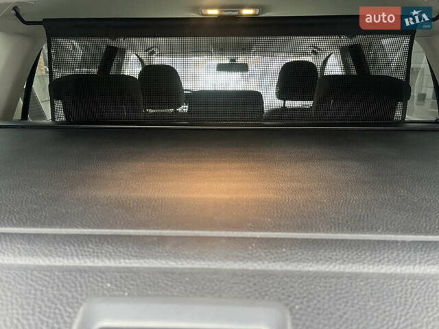 Черный Фольксваген Гольф, объемом двигателя 1.6 л и пробегом 246 тыс. км за 10150 $, фото 16 на Automoto.ua