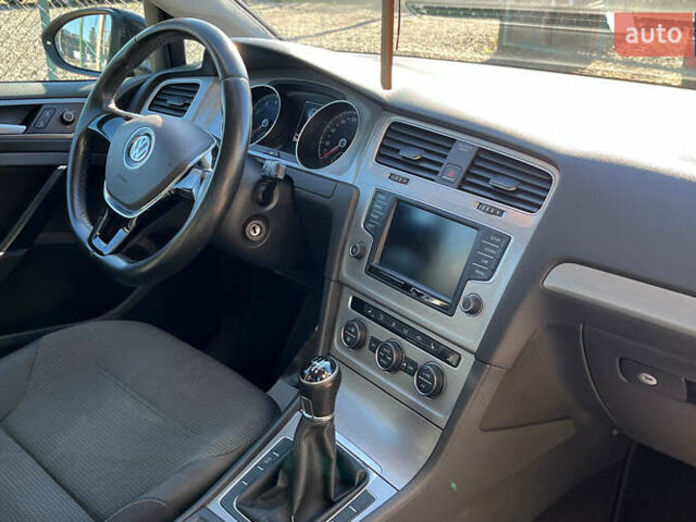 Чорний Фольксваген Гольф, об'ємом двигуна 1.4 л та пробігом 215 тис. км за 10300 $, фото 13 на Automoto.ua