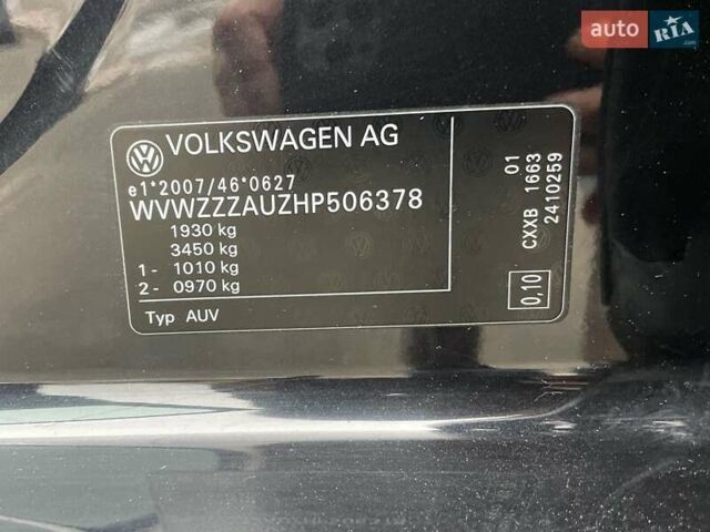 Чорний Фольксваген Гольф, об'ємом двигуна 1.6 л та пробігом 250 тис. км за 9900 $, фото 28 на Automoto.ua