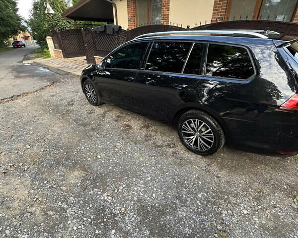 Черный Фольксваген Гольф, объемом двигателя 1.6 л и пробегом 275 тыс. км за 11100 $, фото 1 на Automoto.ua