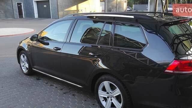 Черный Фольксваген Гольф, объемом двигателя 1.6 л и пробегом 320 тыс. км за 11500 $, фото 3 на Automoto.ua