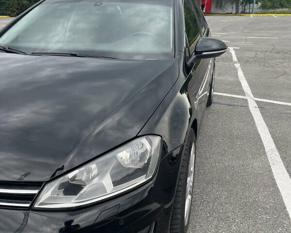 Черный Фольксваген Гольф, объемом двигателя 1.6 л и пробегом 295 тыс. км за 12500 $, фото 2 на Automoto.ua