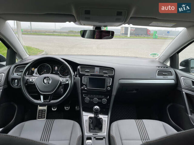 Чорний Фольксваген Гольф, об'ємом двигуна 1.6 л та пробігом 215 тис. км за 12800 $, фото 7 на Automoto.ua