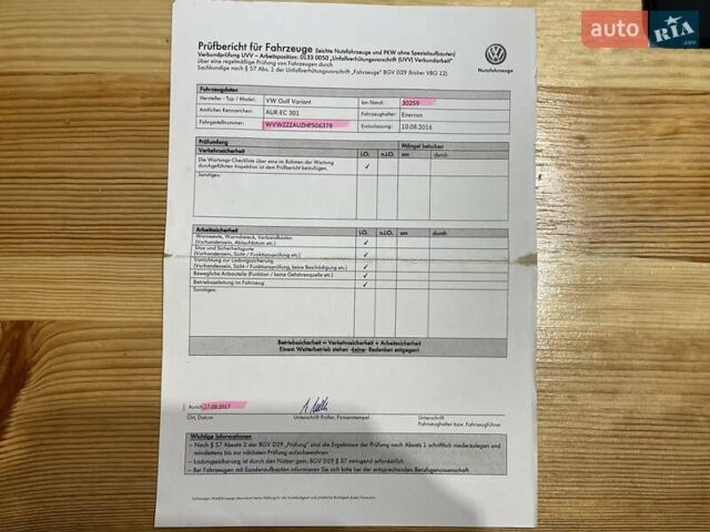 Чорний Фольксваген Гольф, об'ємом двигуна 1.6 л та пробігом 250 тис. км за 9900 $, фото 69 на Automoto.ua