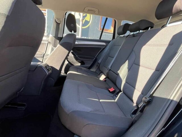 Черный Фольксваген Гольф, объемом двигателя 1.4 л и пробегом 215 тыс. км за 10300 $, фото 21 на Automoto.ua