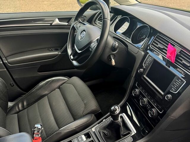 Чорний Фольксваген Гольф, об'ємом двигуна 1.6 л та пробігом 278 тис. км за 11900 $, фото 7 на Automoto.ua