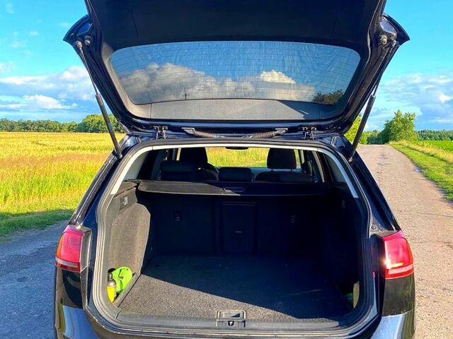 Чорний Фольксваген Гольф, об'ємом двигуна 1.6 л та пробігом 224 тис. км за 11500 $, фото 8 на Automoto.ua