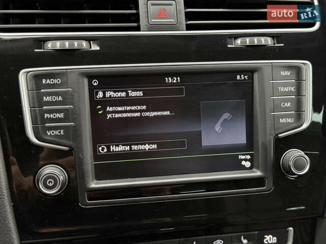 Черный Фольксваген Гольф, объемом двигателя 2 л и пробегом 236 тыс. км за 12450 $, фото 43 на Automoto.ua