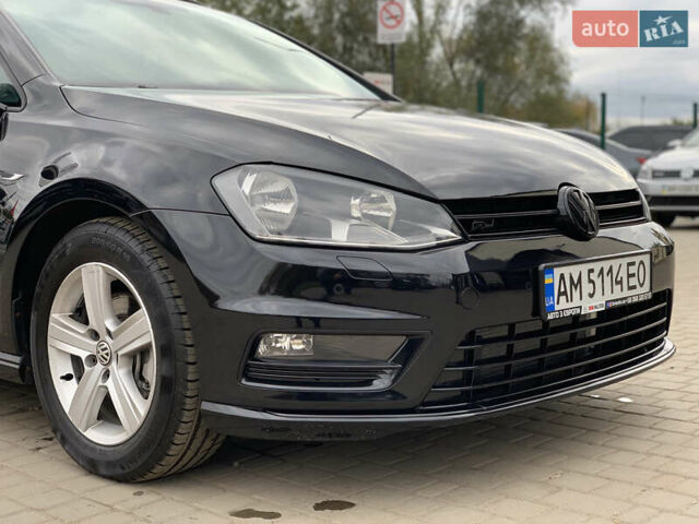 Черный Фольксваген Гольф, объемом двигателя 2 л и пробегом 260 тыс. км за 11399 $, фото 7 на Automoto.ua