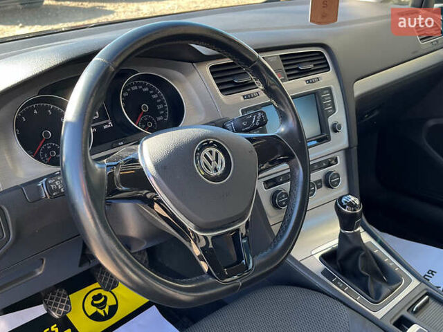 Чорний Фольксваген Гольф, об'ємом двигуна 1.4 л та пробігом 215 тис. км за 10300 $, фото 11 на Automoto.ua