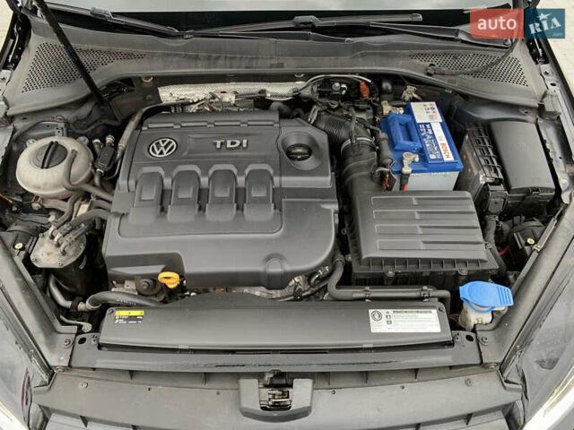 Черный Фольксваген Гольф, объемом двигателя 2 л и пробегом 260 тыс. км за 11399 $, фото 51 на Automoto.ua