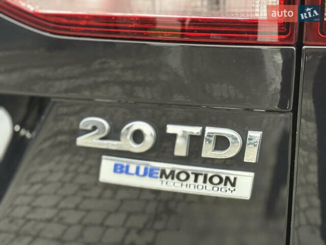 Черный Фольксваген Гольф, объемом двигателя 2 л и пробегом 236 тыс. км за 12450 $, фото 7 на Automoto.ua