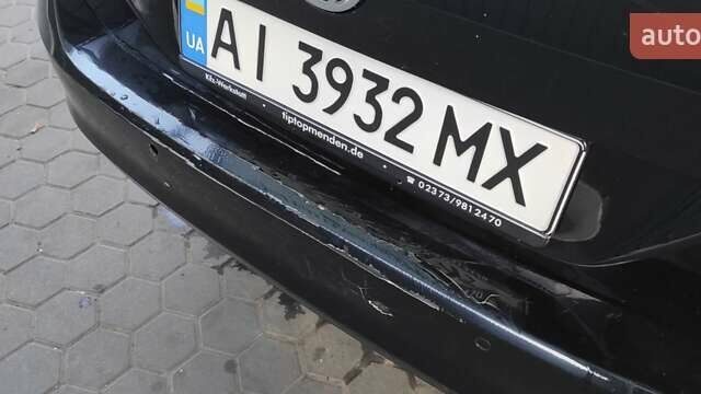 Черный Фольксваген Гольф, объемом двигателя 1.6 л и пробегом 320 тыс. км за 11500 $, фото 1 на Automoto.ua