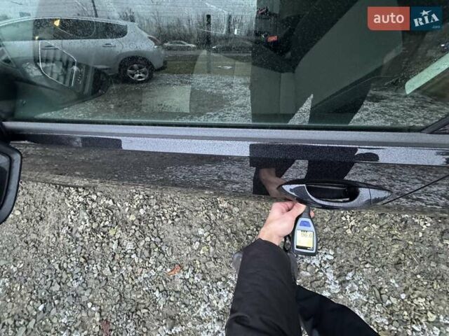 Чорний Фольксваген Гольф, об'ємом двигуна 1.6 л та пробігом 250 тис. км за 9900 $, фото 93 на Automoto.ua