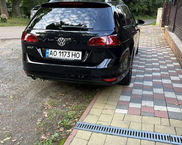 Черный Фольксваген Гольф, объемом двигателя 1.6 л и пробегом 275 тыс. км за 11100 $, фото 3 на Automoto.ua